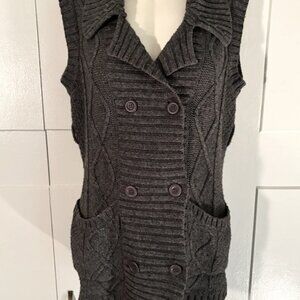 Maternity sweater vest